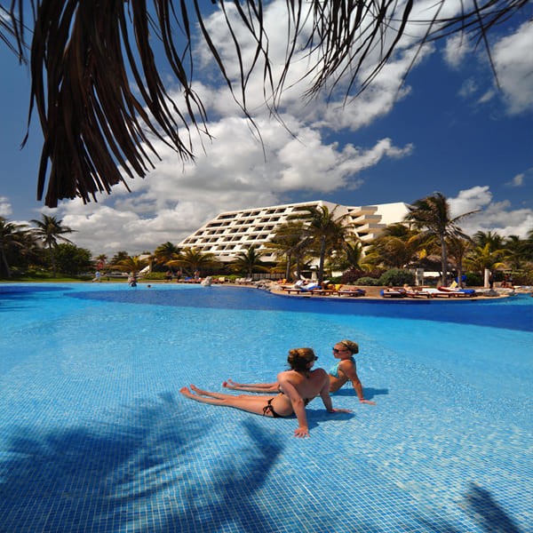 Cancún Promoción OASIS